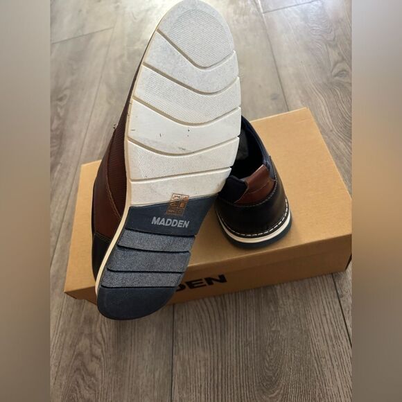 Steve Madden ortholite slip on dress shoes - Picture 7 of 7